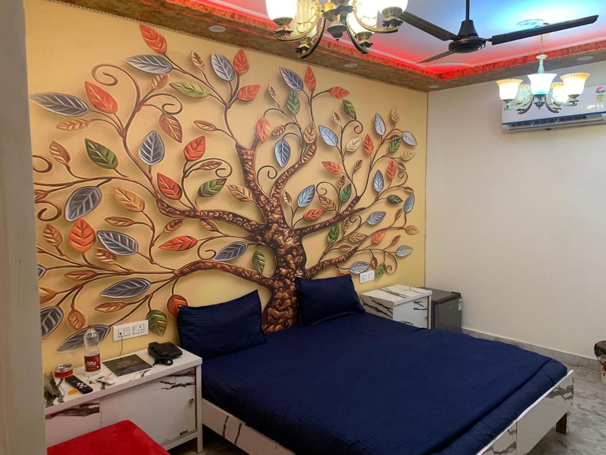 Guest house The Leaf Residency *
