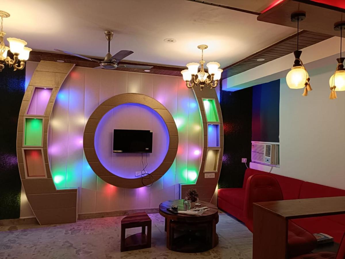 The Leaf Residency Guest house